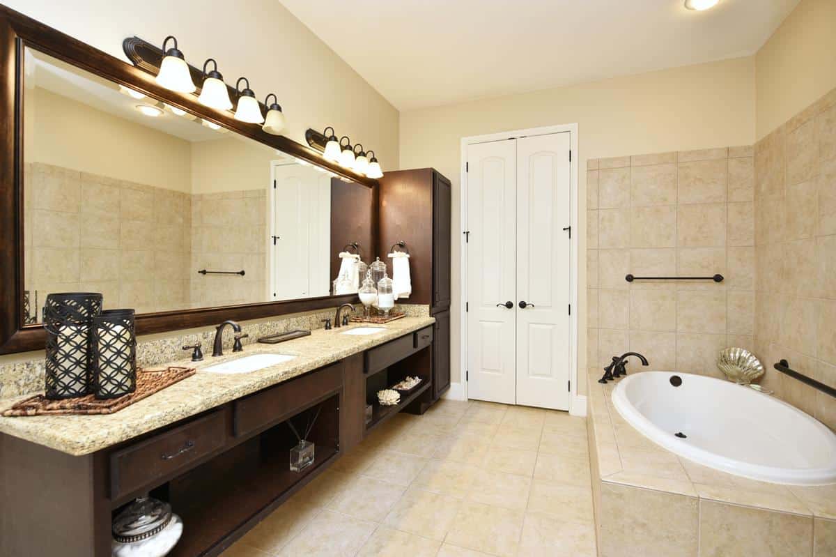 Independent Living at The Abbey at Westminster Plaza Photo IL-19-Model1-BA.jpg