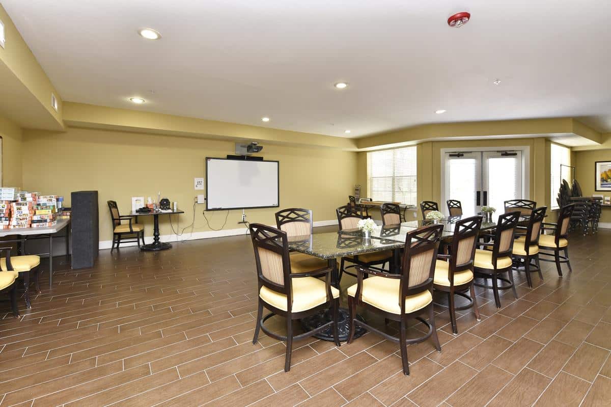 Independent Living at The Abbey at Westminster Plaza Photo IL-26-Activities-Room.jpg