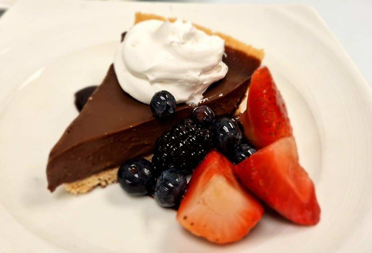 Dining at The Abbey at Westminster Plaza Photo dining11.jpg