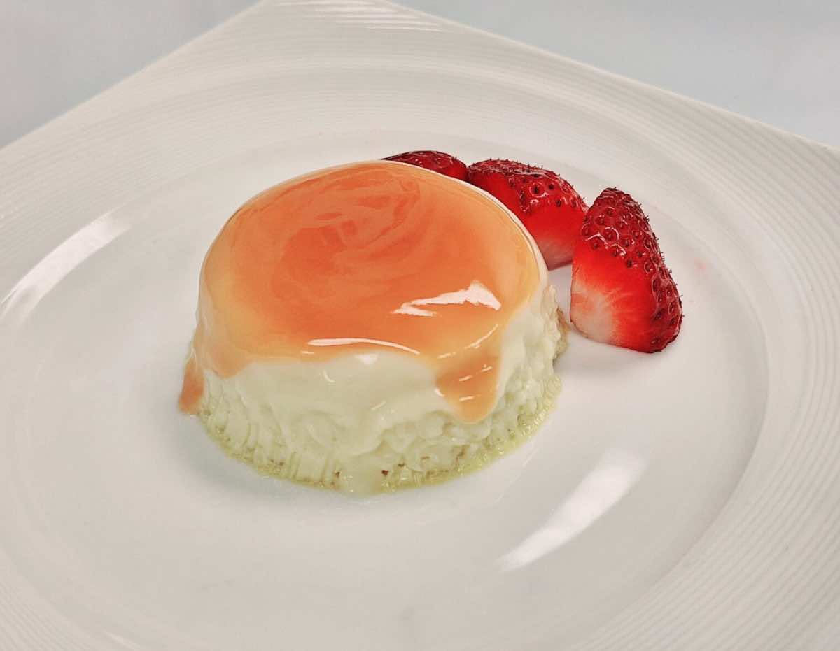 Dining at The Abbey at Westminster Plaza Photo dining13.jpg